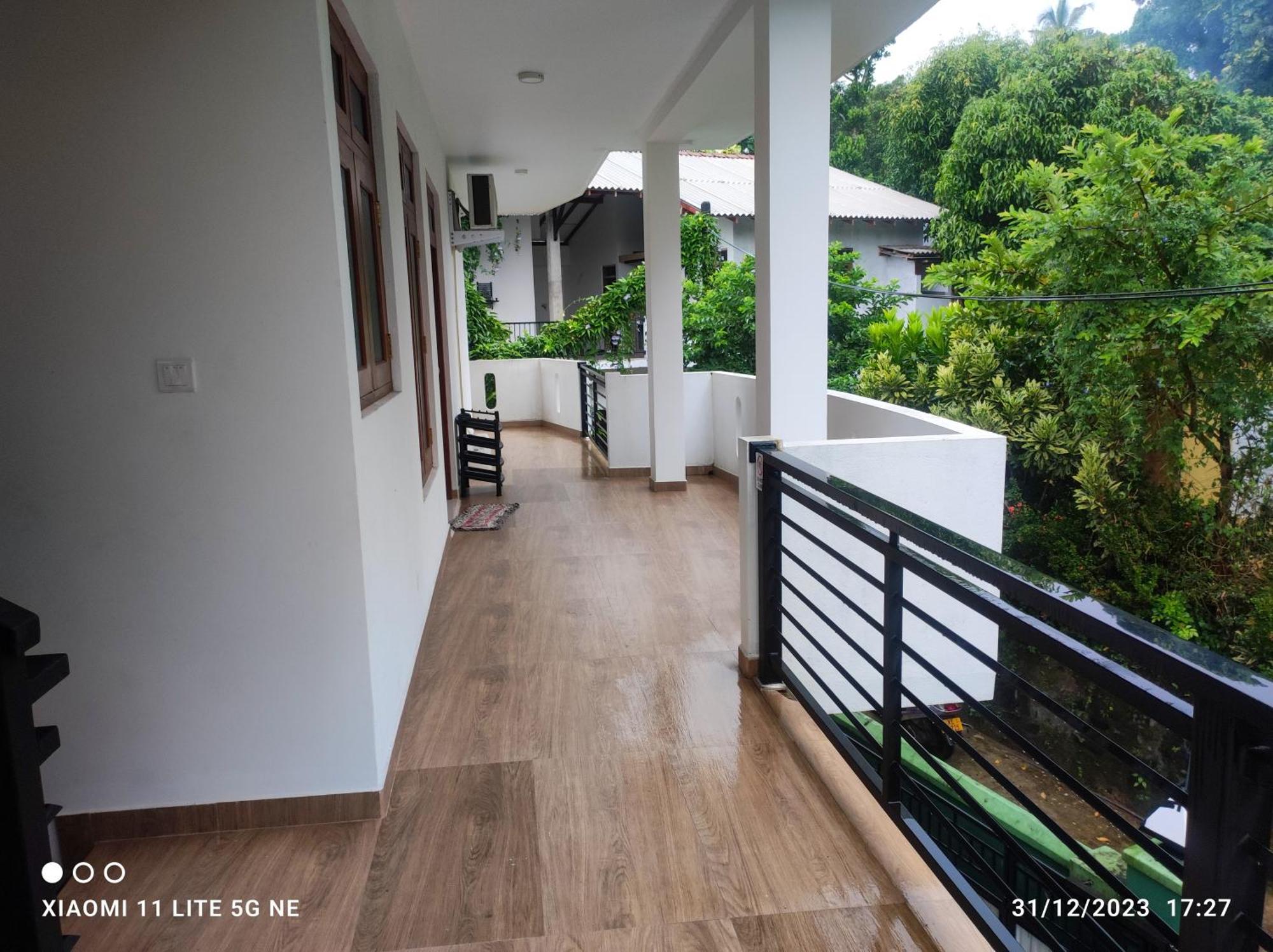 Villa Tanzanite Hikkaduwa Luaran gambar