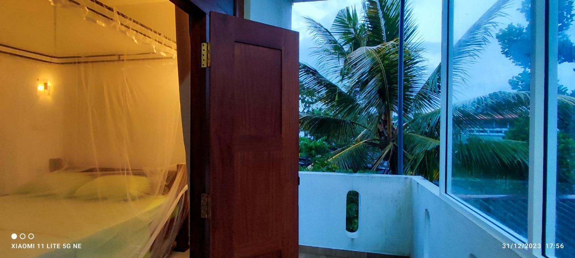Villa Tanzanite Hikkaduwa Luaran gambar