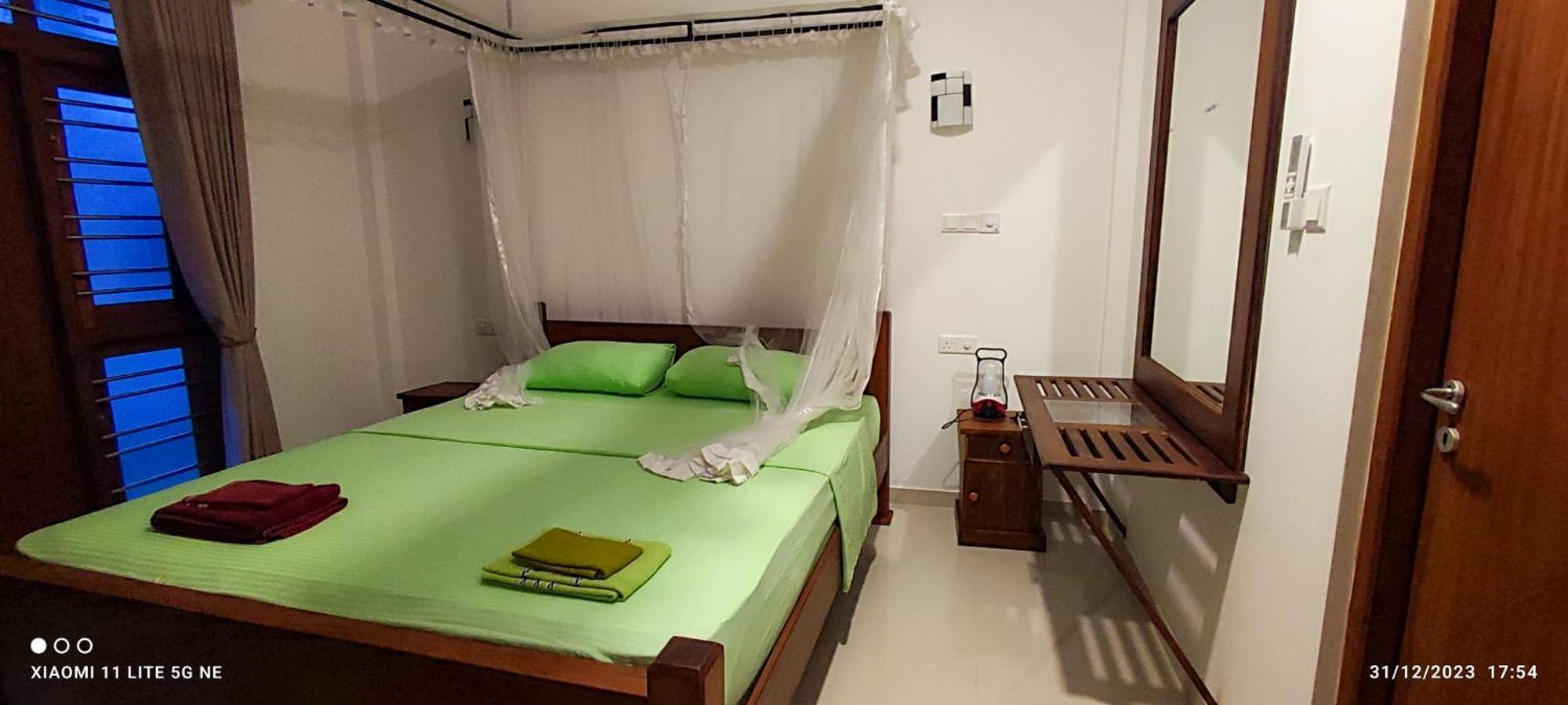 Villa Tanzanite Hikkaduwa Luaran gambar