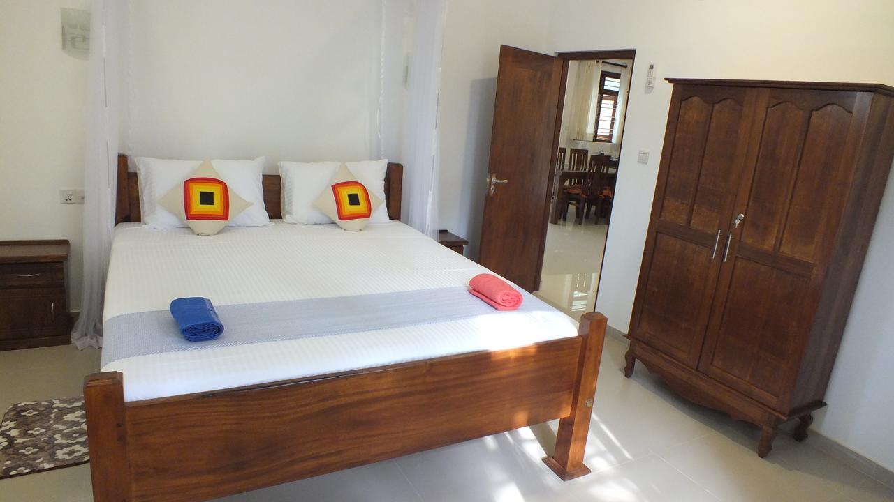 Villa Tanzanite Hikkaduwa Luaran gambar
